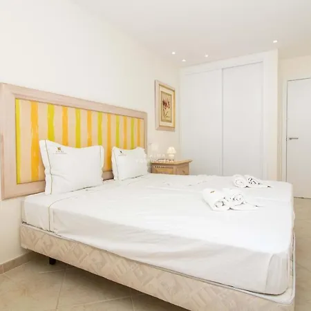 Jacaranda - By Dalma Portuguesa *