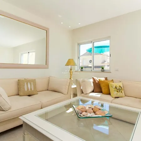 Jacaranda - By Dalma Portuguesa *