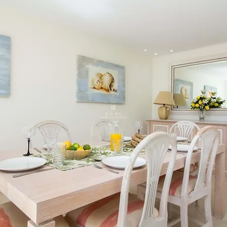 Jacaranda - By Dalma Portuguesa Apartament