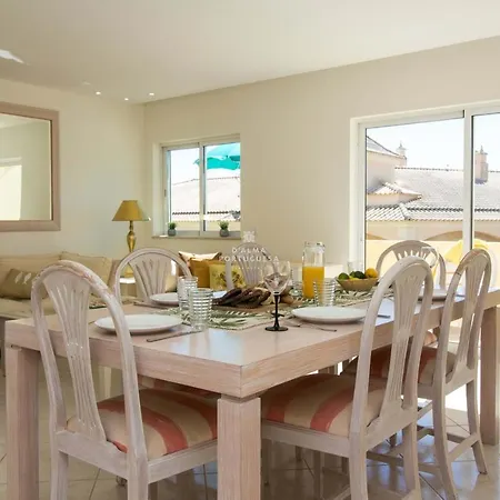 Jacaranda - By Dalma Portuguesa *