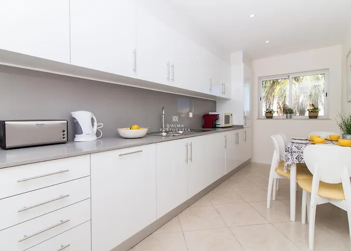 Jacaranda - By Dalma Portuguesa Apartament *