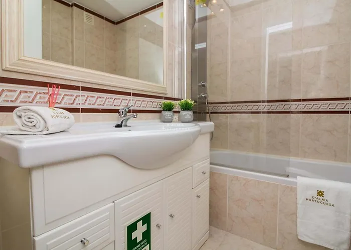 Jacaranda - By Dalma Portuguesa Apartament *